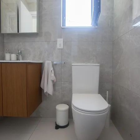 Villa Royal Pearl 5 Protarász